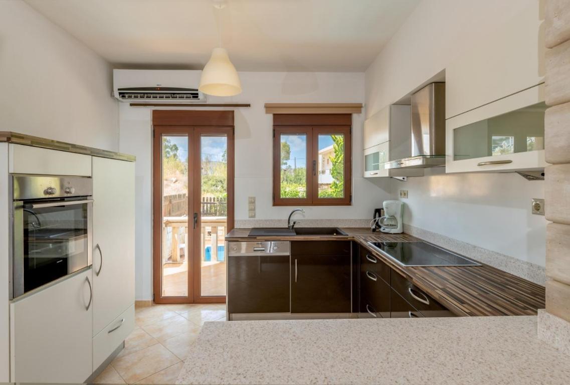 Summer Dream Villas Hersonissos  Phòng bức ảnh